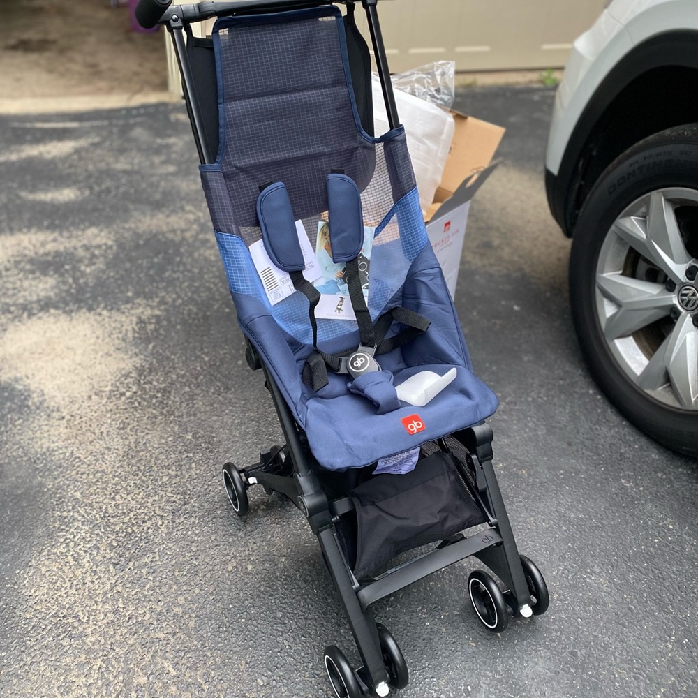 Cybex gb Pockit air stroller with all-terrain wheels